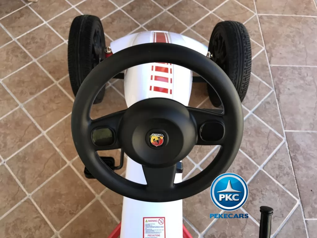 Kart a pedales Fiat Abarth Blanco volante