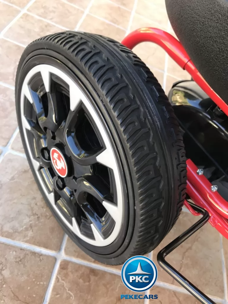 Kart a pedales Fiat Abarth Negro ruedas de caucho