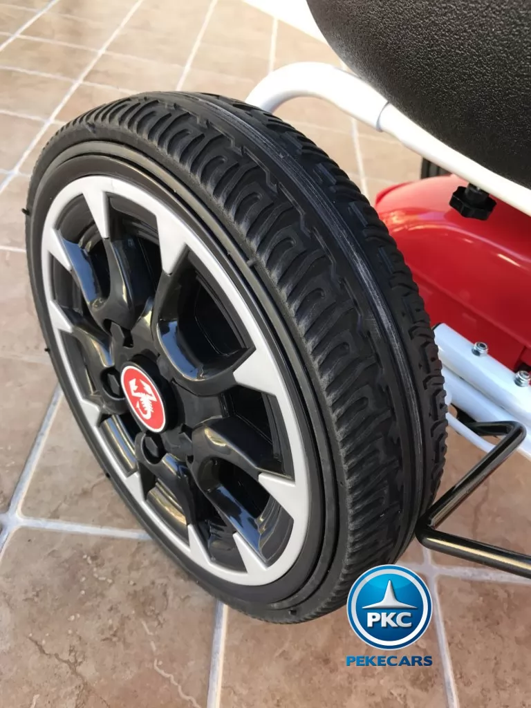 Kart a pedales Fiat Abarth Rojo ruedas de caucho