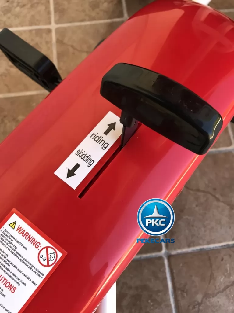 Kart a pedales Fiat Abarth Rojo palanca de piñón libre