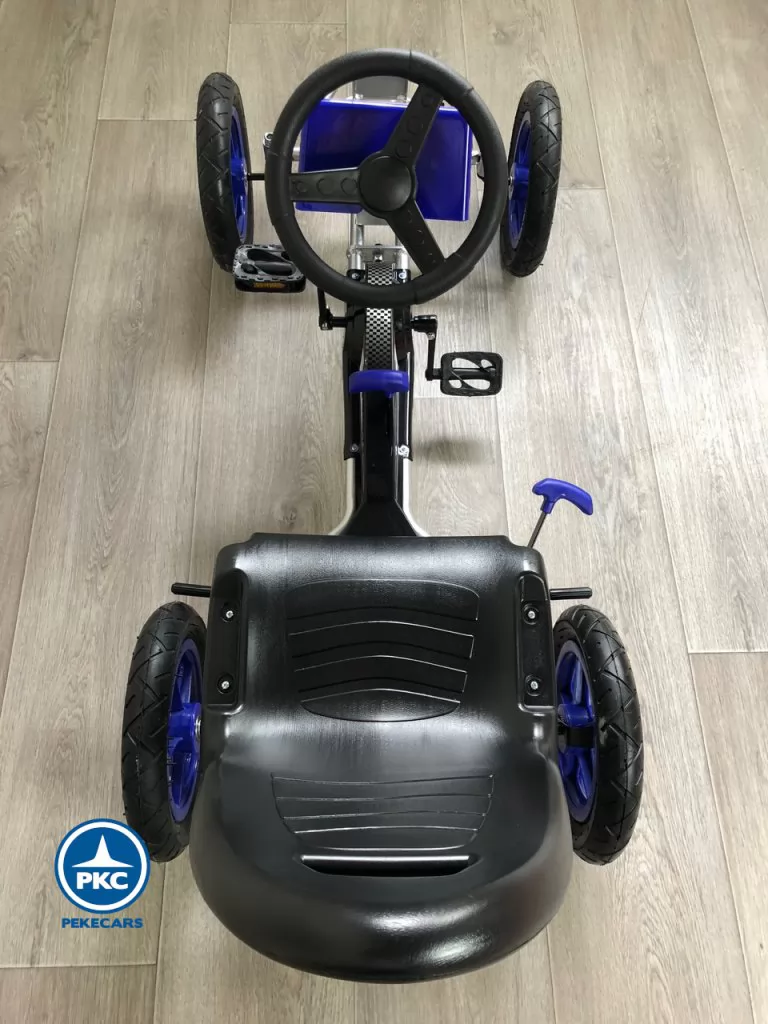 Kart a pedales deportivo azul vista aérea