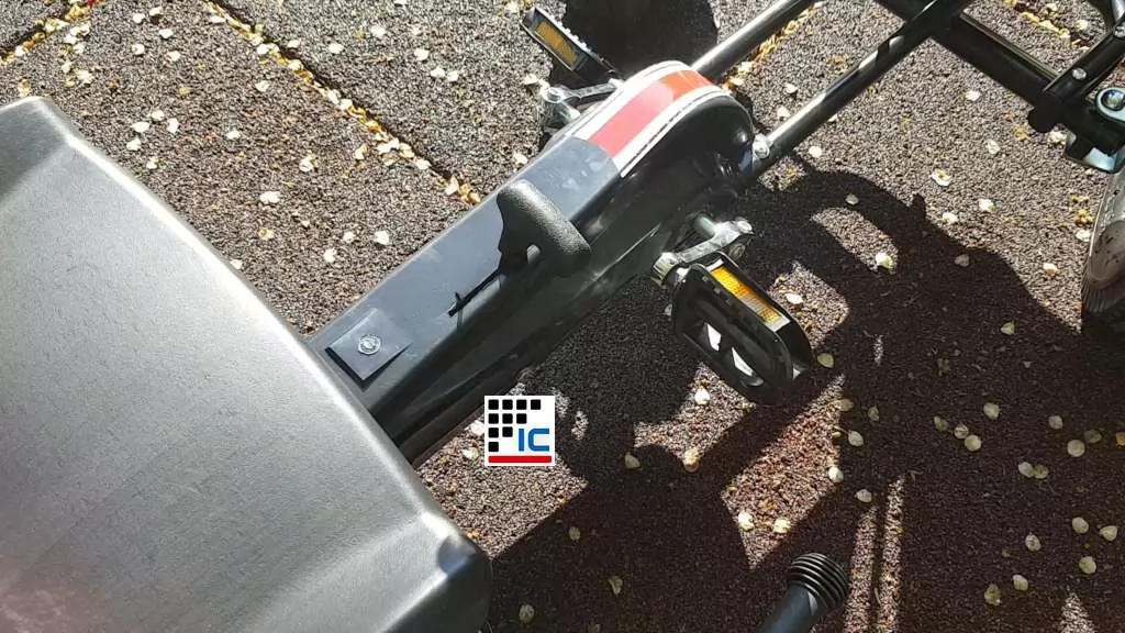Kart a pedales Racing Car Volare Negro palanca cambio de piñon