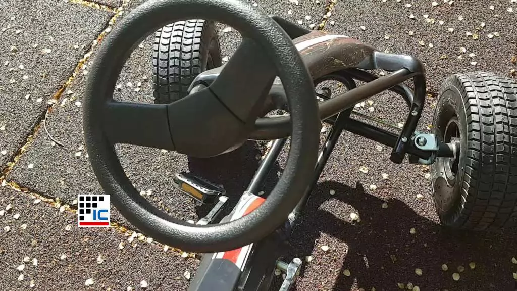 Kart a pedales Racing Car Volare Negro