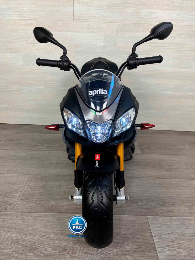 Aprilia Tuono Negra y Gris