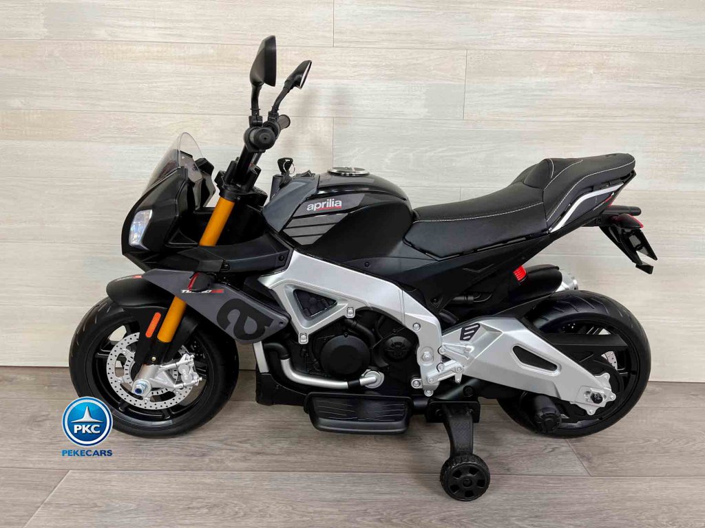 Aprilia Tuono Negra y Gris