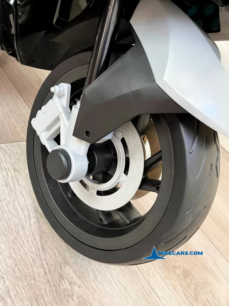 Moto de policia BMW R1200 ruedas