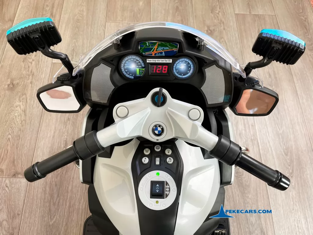 Moto de policia BMW R1200 detalle manillar