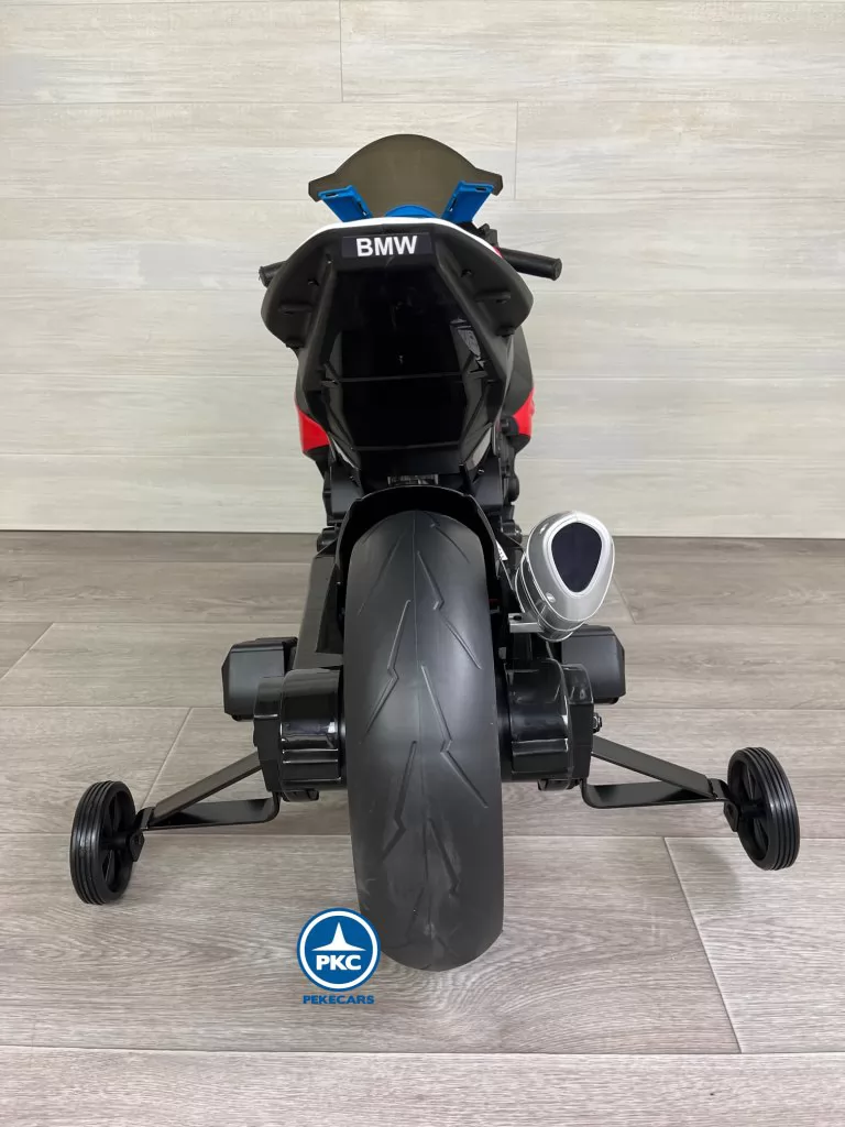 BMW HP4 race12V S1000RR roja parte trasera