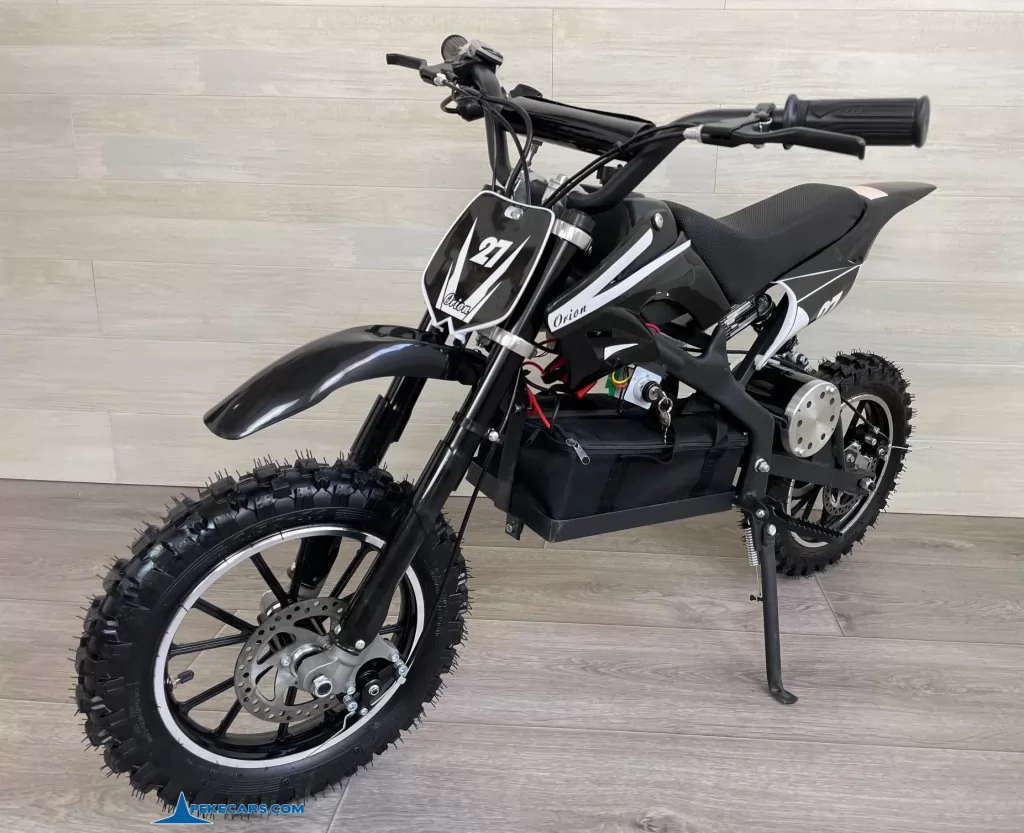 Moto electrica para niños Dirk 36V 800W Negro vista frente derecha