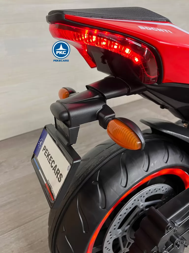 Moto Ducati Panigale V5R 12V Roja