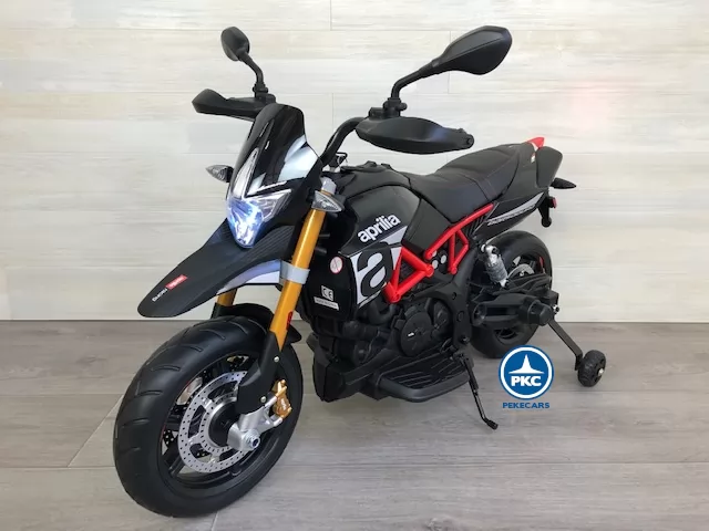 Moto aprilia dorsoduro 12v negra perspectiva