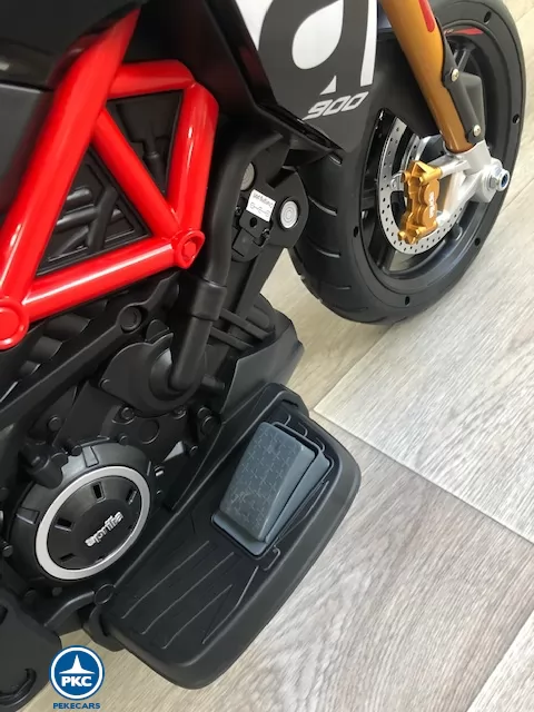 Moto aprilia dorsoduro 12v negra pedal