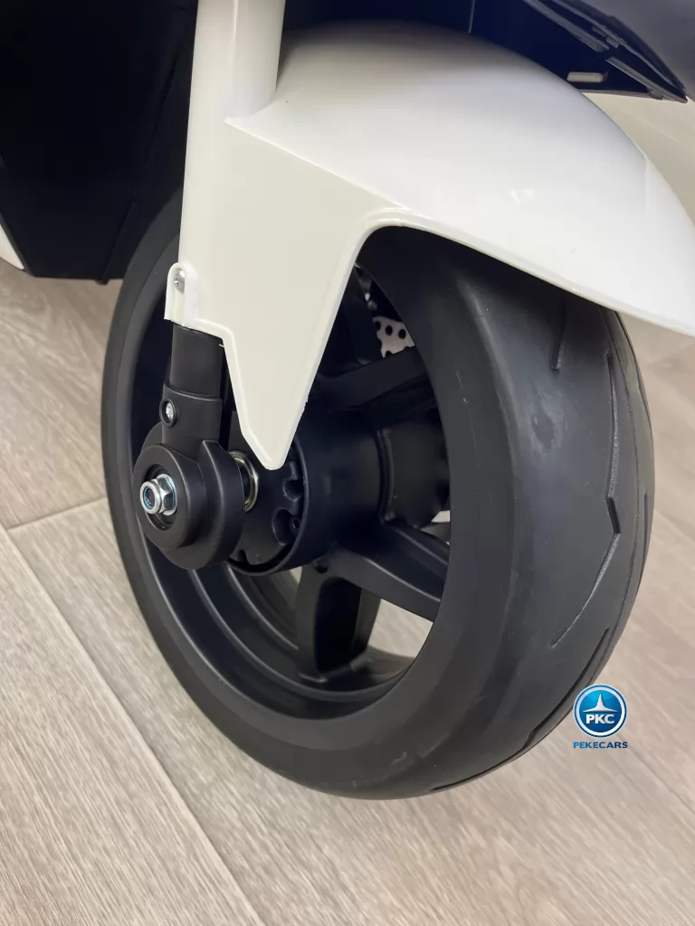 Moto de carreras estilo Ducati 24V Blanca ruedas de caucho