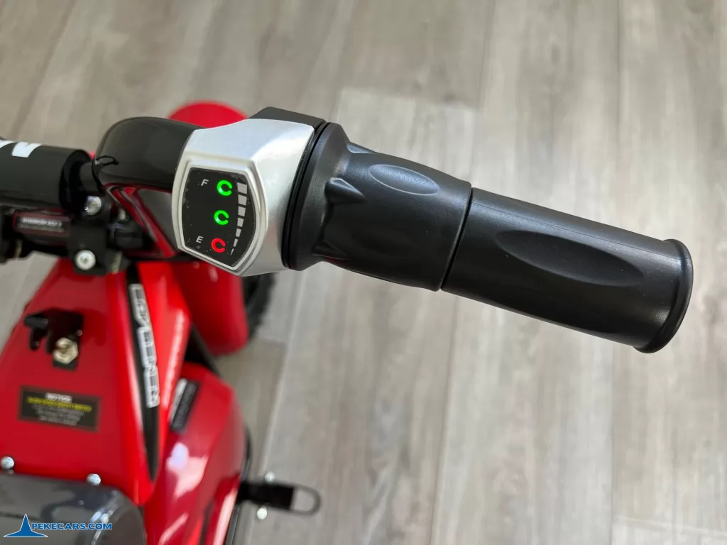 Moto eléctrica para niños Pekecars 24V 250W Roja manillar