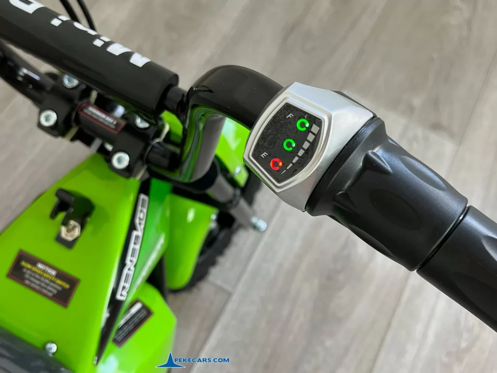 Moto eléctrica para niños Pekecars 24V 250W Verde manillar