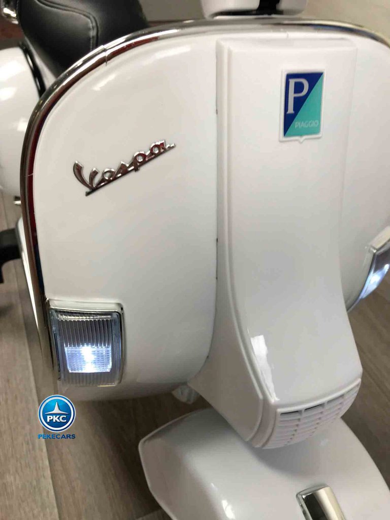Vespa Cl sica Piaggio PX 150 12V Blanca Pekecars vespa-cl-sica-piaggio-px-150-12v-blanca-pekecars