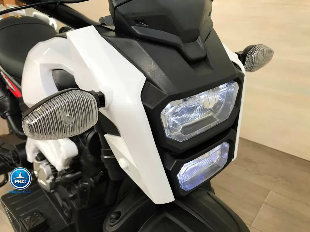 Moto de cross Máxima 12v Blanca vista faro delantero