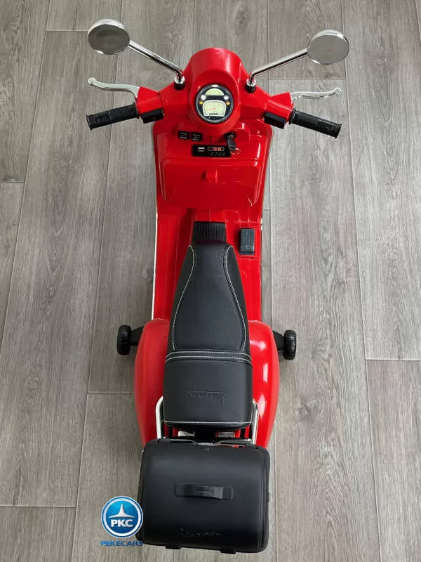 Moto electrica para niños Vespa Clasica Piaggio 12V Roja vista desde arriba