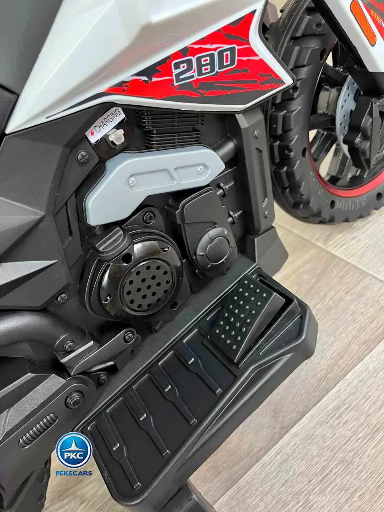 moto turbon blanca