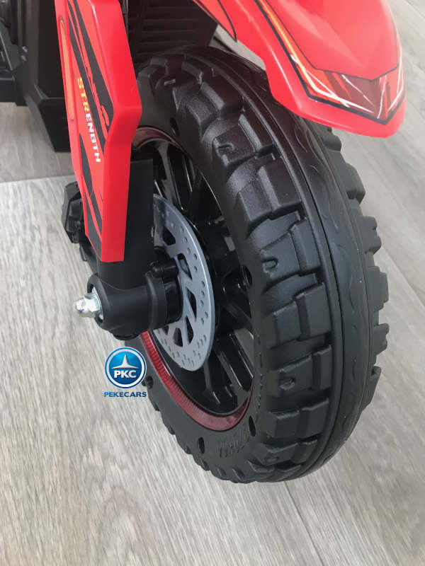 Moto Turbón 12V Roja vista rueda delantera