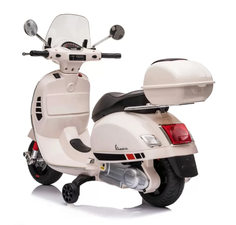 Moto Vespa GTS-S 12V blanco 3/4 trasera