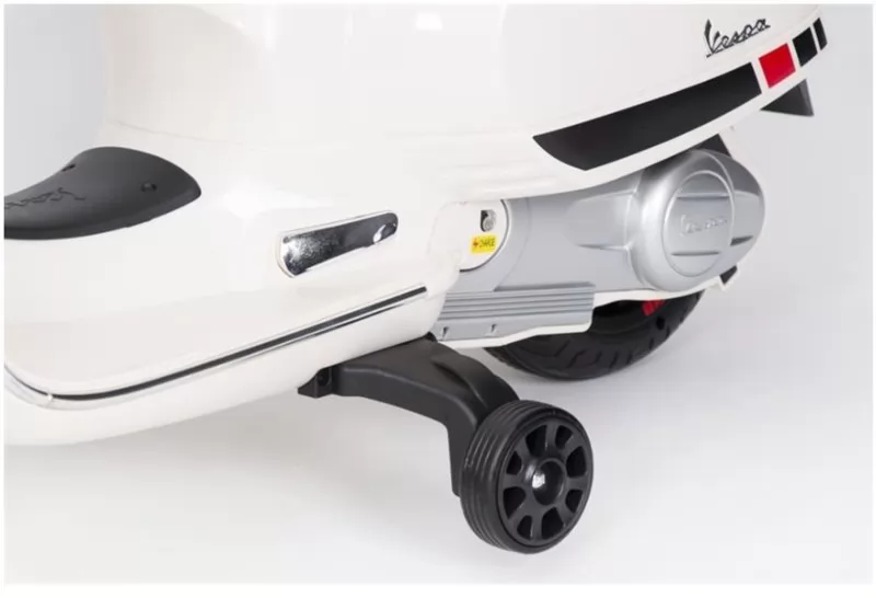 Vespa GTS Piaggio 12V Blanca ruedines