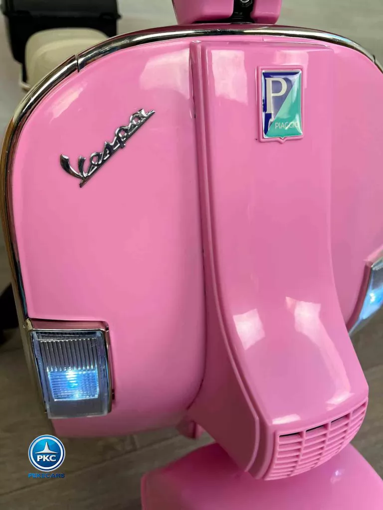 Moto electrica para niños Vespa Clasica Piaggio 12V Negra vista morro