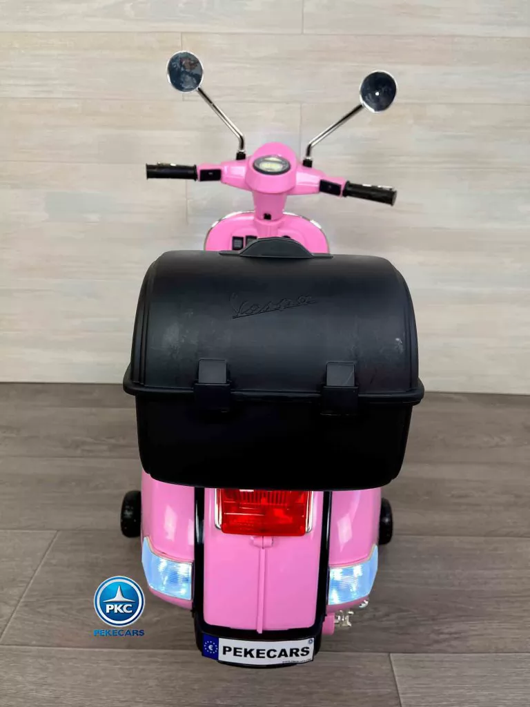 Moto electrica para niños Vespa Clasica Piaggio 12V Negra vista trasera y maletero
