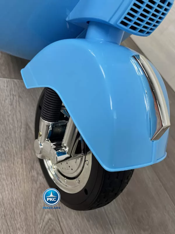 Moto electrica para niños Vespa Clasica Piaggio 12V Azul vista rueda delantera