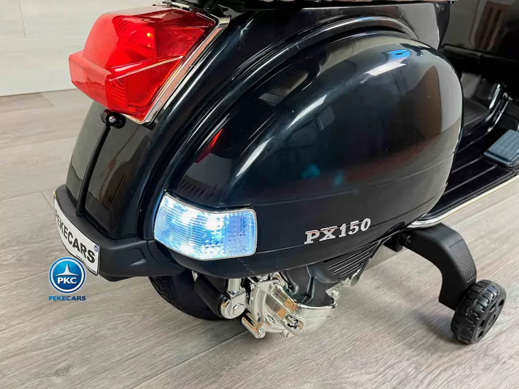 Moto electrica para niños Vespa Clasica Piaggio 12V Negra vista faro trasero