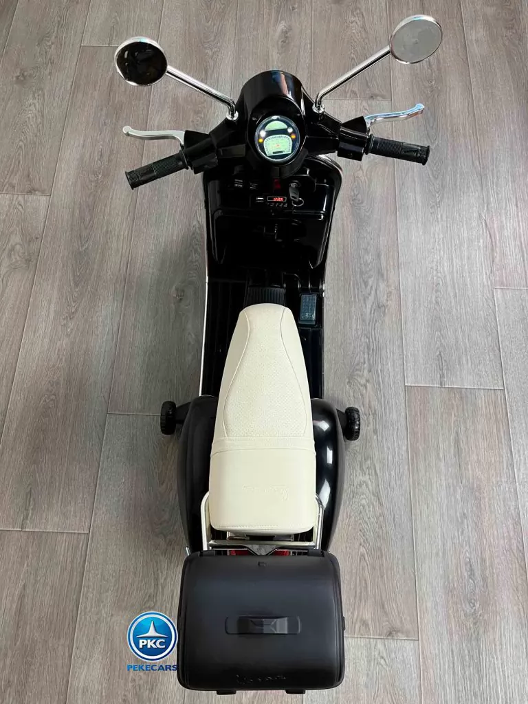 Moto electrica para niños Vespa Clasica Piaggio 12V Negra vista desde arriba