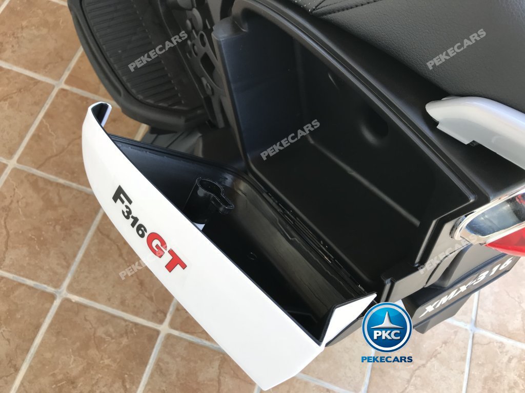 Moto electrica para niños BMW Style C 650 GT 12V Blanca maletero trasero