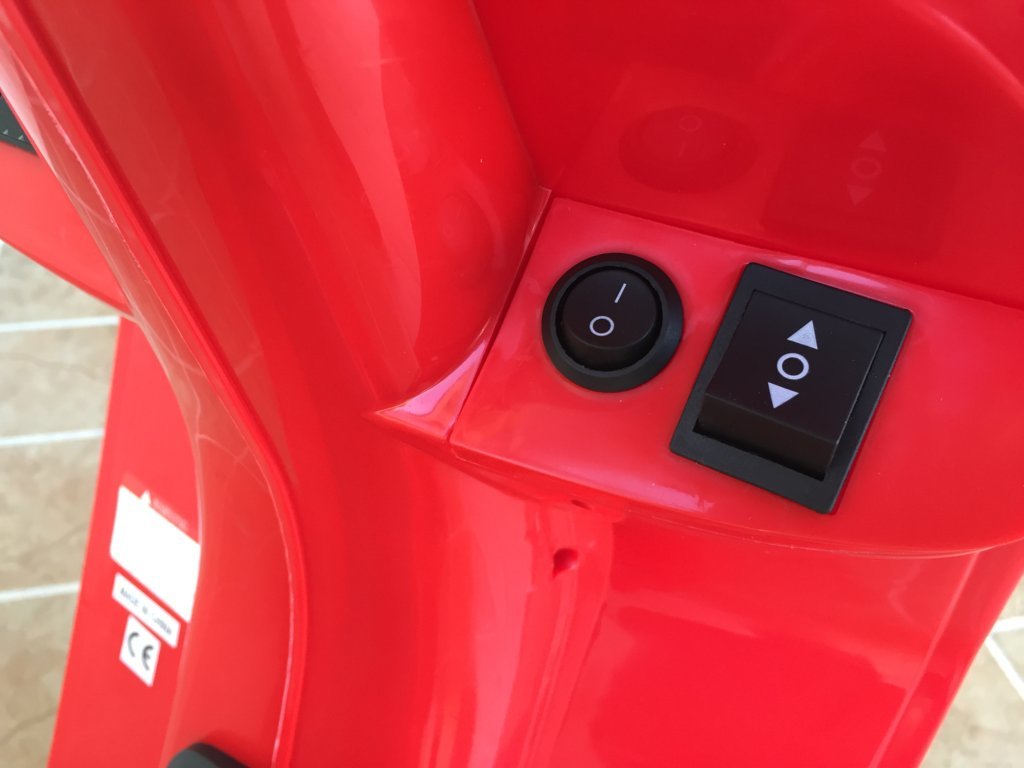 Vespa style 12V Roja boton de encendido