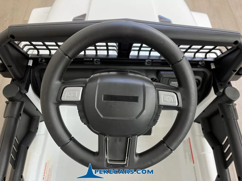 Jeep Mountain King 12V 2.4G Blanco volante