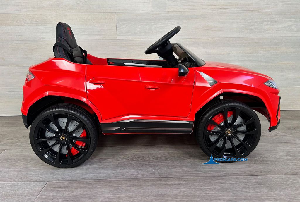 Lamborghini Urus rojo