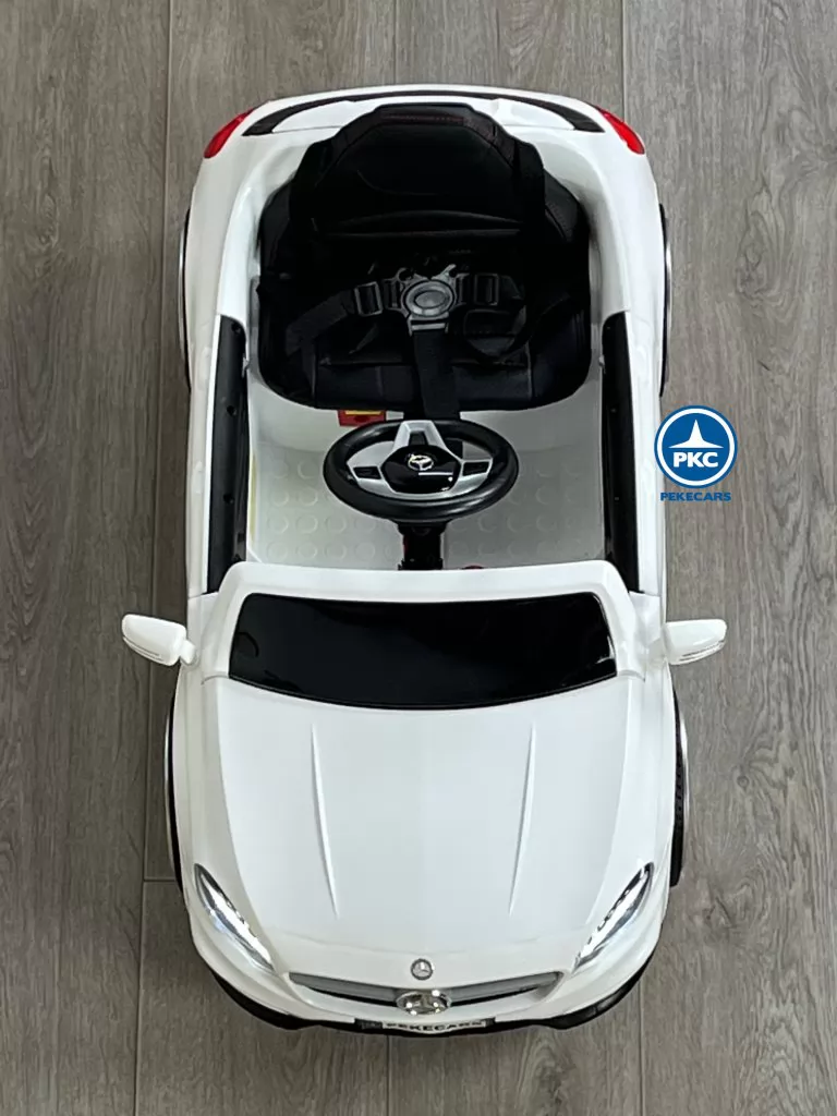 Coche eléctrico para niños mercedes GLA45 Blanco