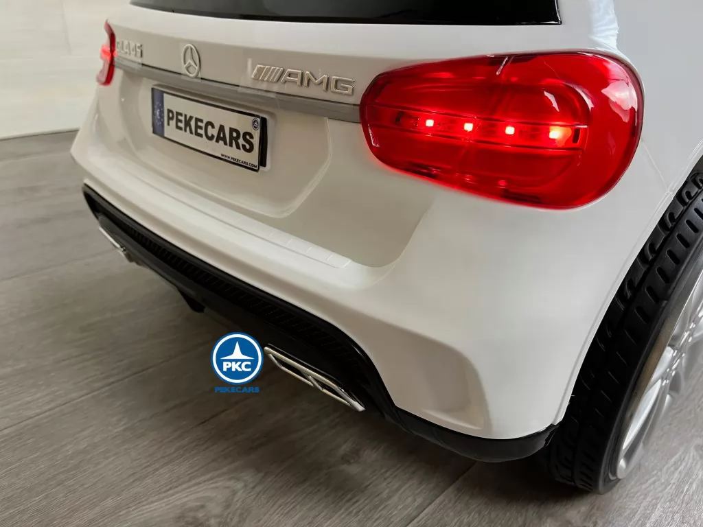 Coche eléctrico para niños mercedes GLA45 Blanco