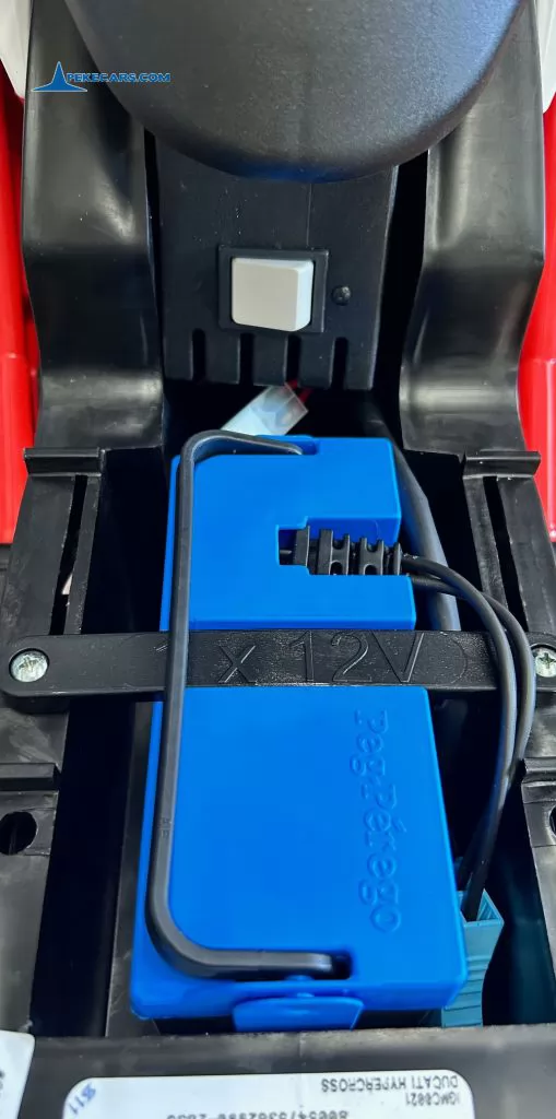 moto hypercross 12v outlet