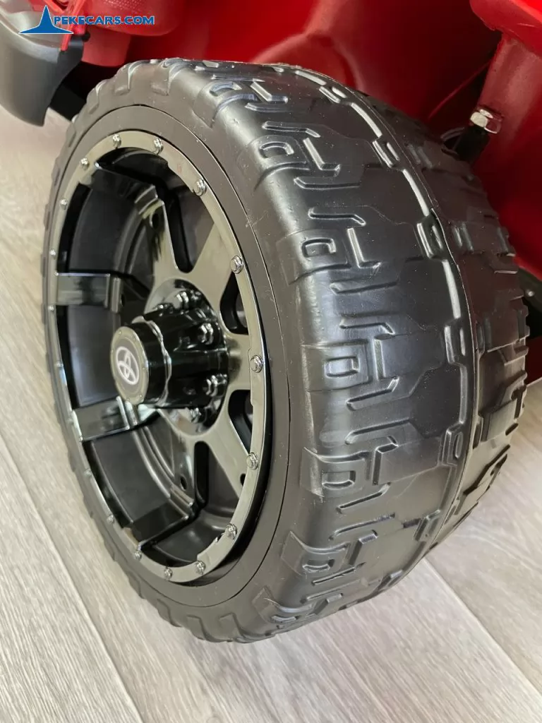 coches teledirigidos toyota hilux mp4 rojo metalizado ruedas