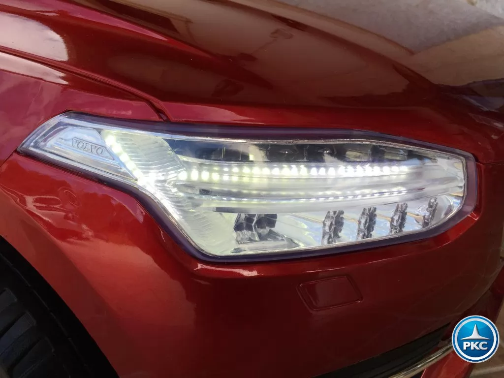 Coche electrico para niños Volvo XC90 Rojo Metalizado luces frontales
