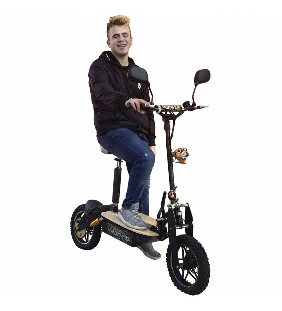 PATINETE ELÉCTRICO STAMPIDA 2500W RUEDA TACO - con persona