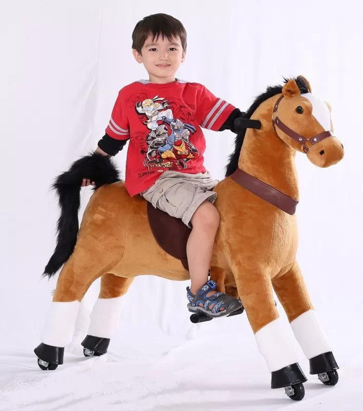 Pekepony Melchor Mediano - con niño