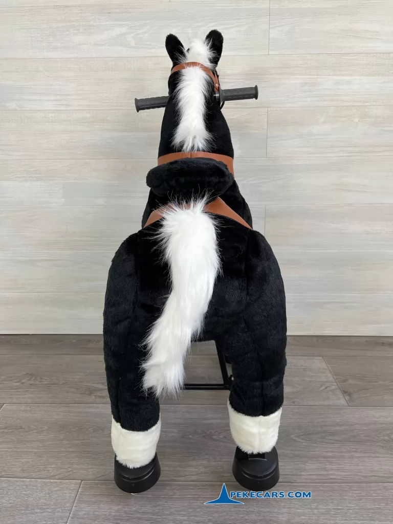 caballos para montar tornado mediano