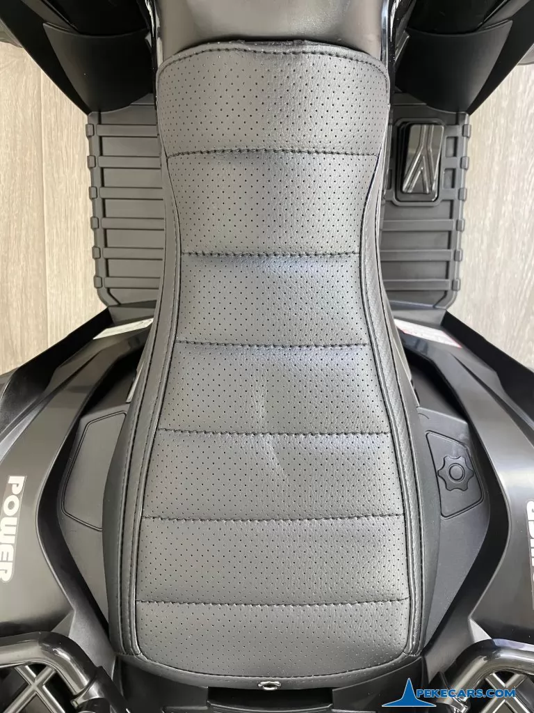 Quad Eléctrico ATR 12V 2.4G Negro asiento