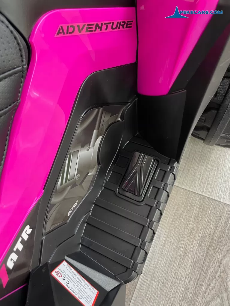 Quad Eléctrico ATR 12V 2.4G Rosa reposapies