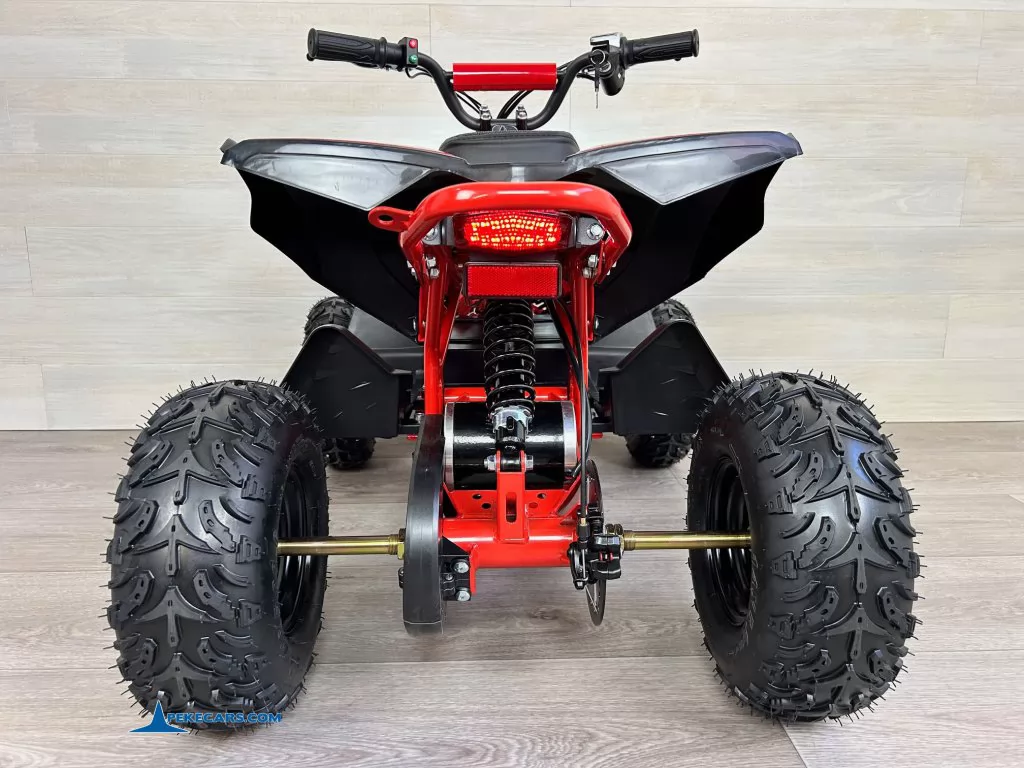 Quad Avenger 48V 1000W Rojo parte trasera