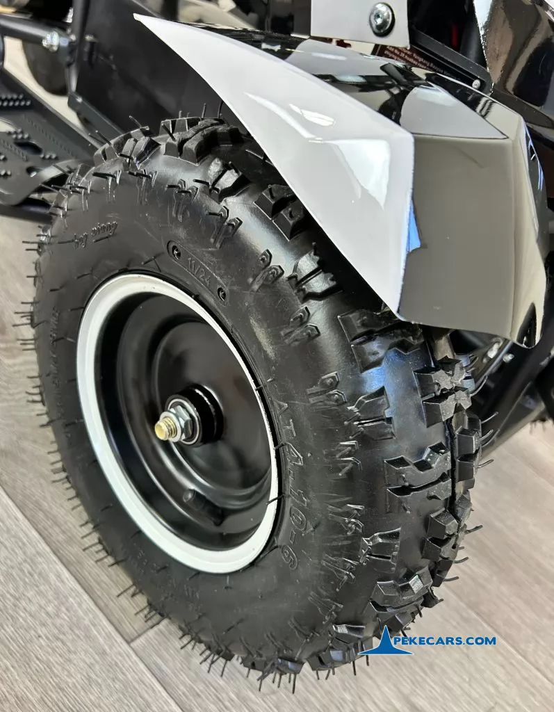 Quad Cobra 36V 800W Blanco rueda