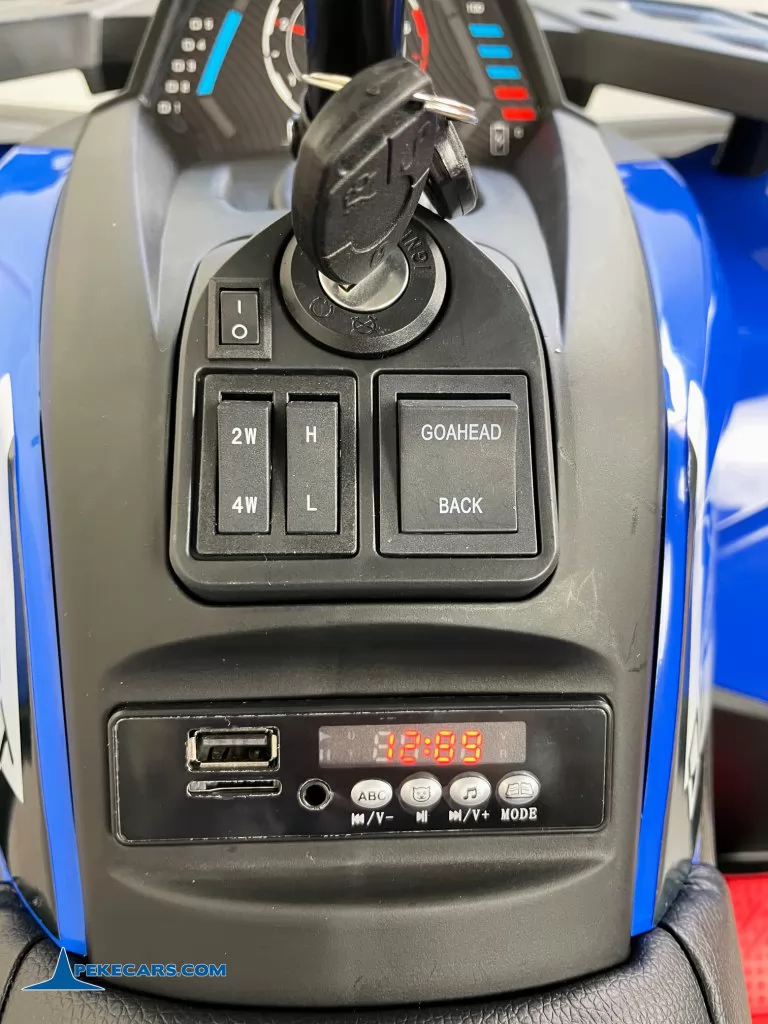 Quad eléctrico Desert para niños 12V 2.4G Azul panel