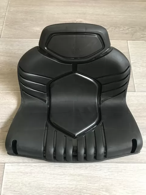 Asiento A210 plástico frontal