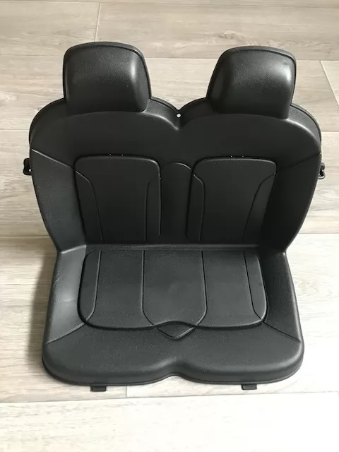 Asiento de plástico A212 frontal